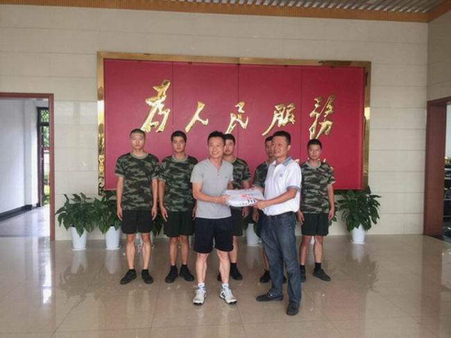 ��8-long8(����)Ψһ�ٷ���վ